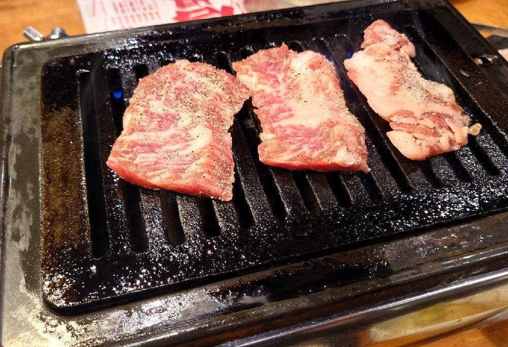 手羽トロ唐揚げと鶏焼き肉 愛之助 心斎橋店