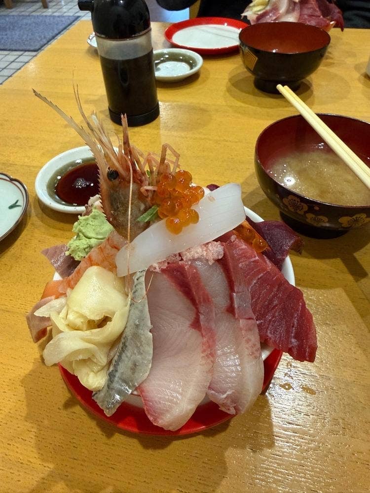 海鮮・寿司処 大漁 見附店