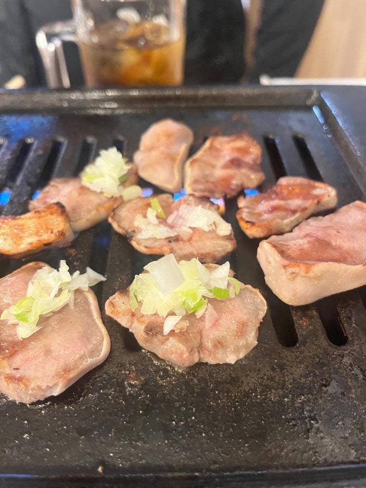 札幌塩ホルモン やばホル本店