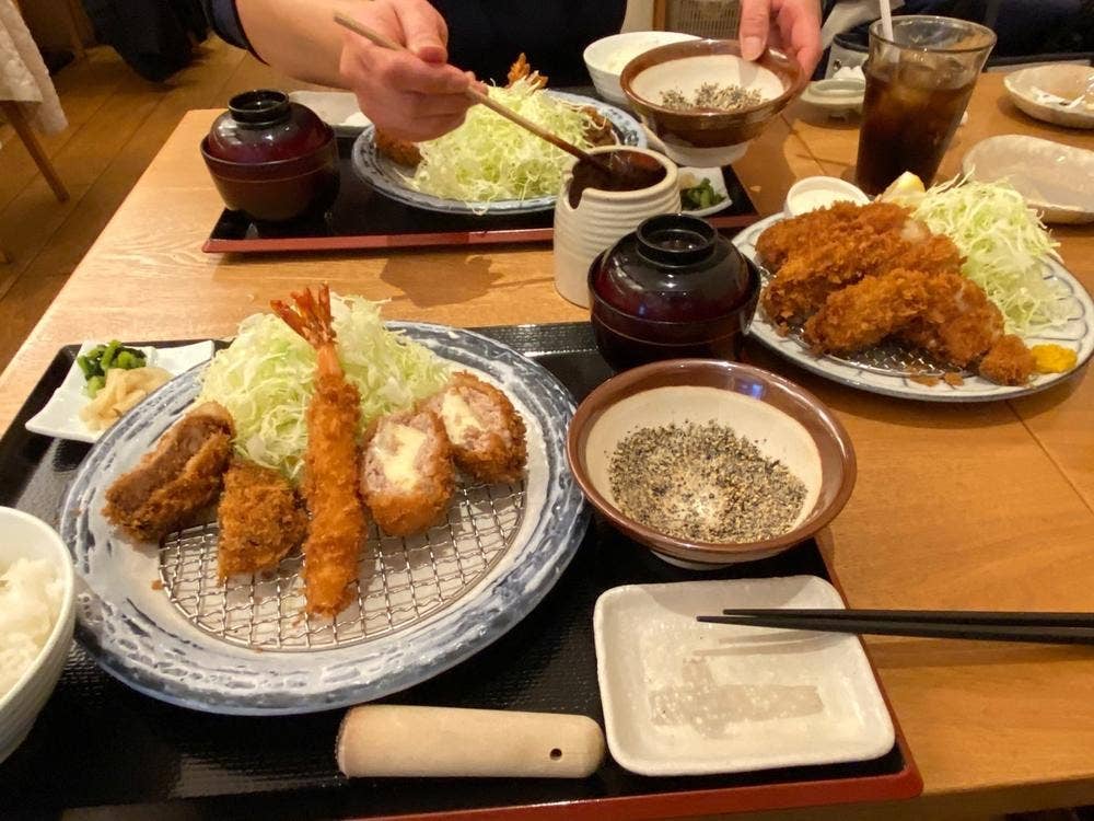 鎌倉 かつ亭 あら珠 MARK IS みなとみらい店