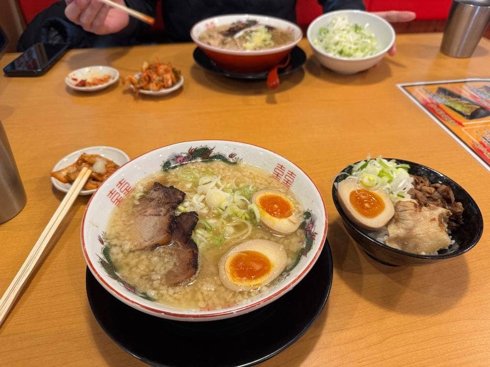 ラーメン・ギョーザ 醤吉和泉店