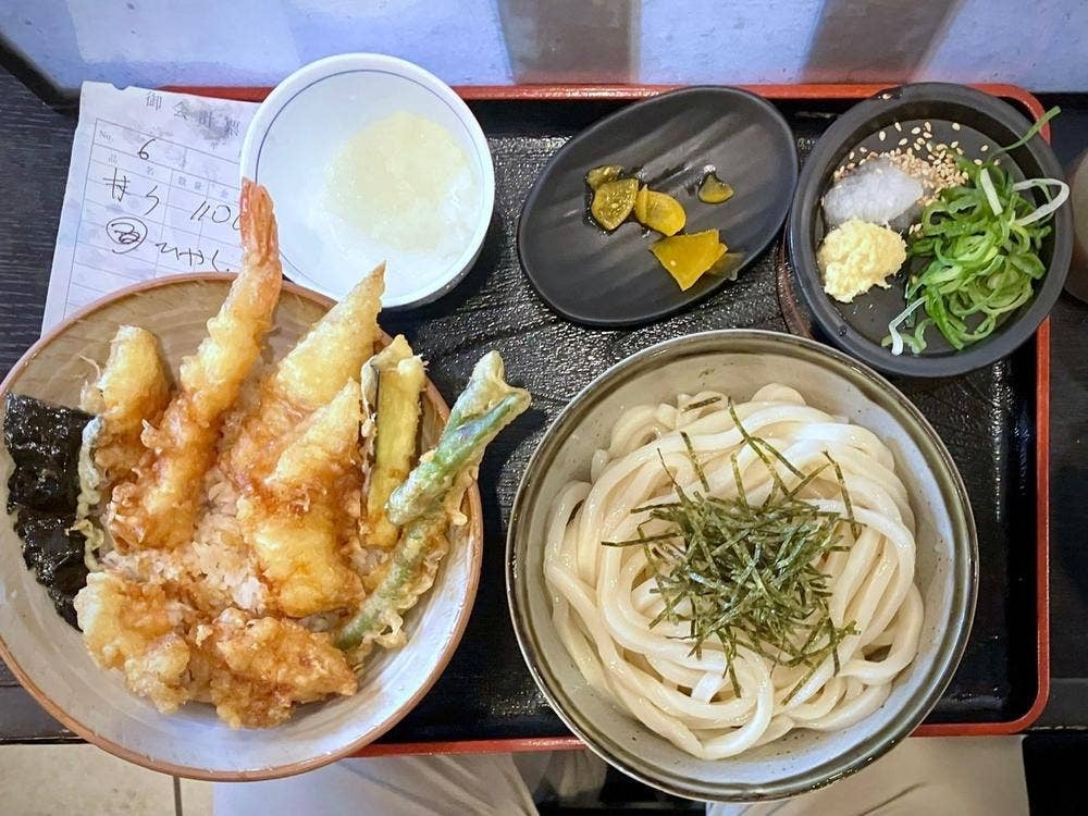梅八