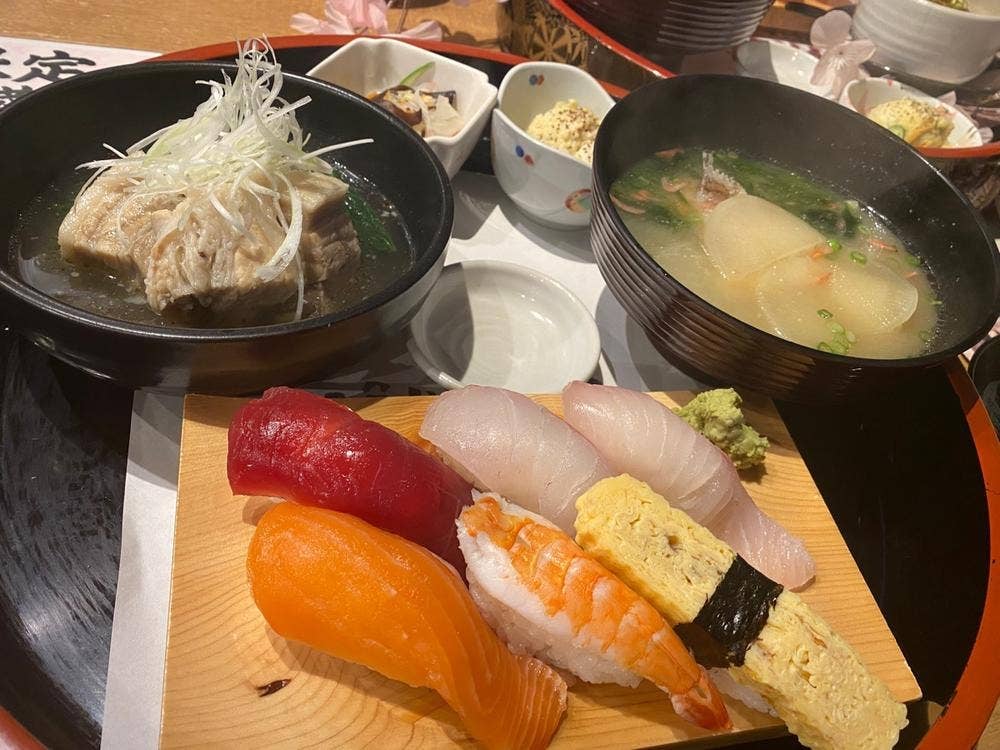 豪快 立ち寿し