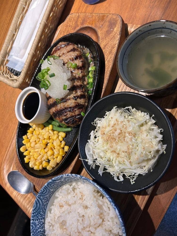 下北沢 しずる
