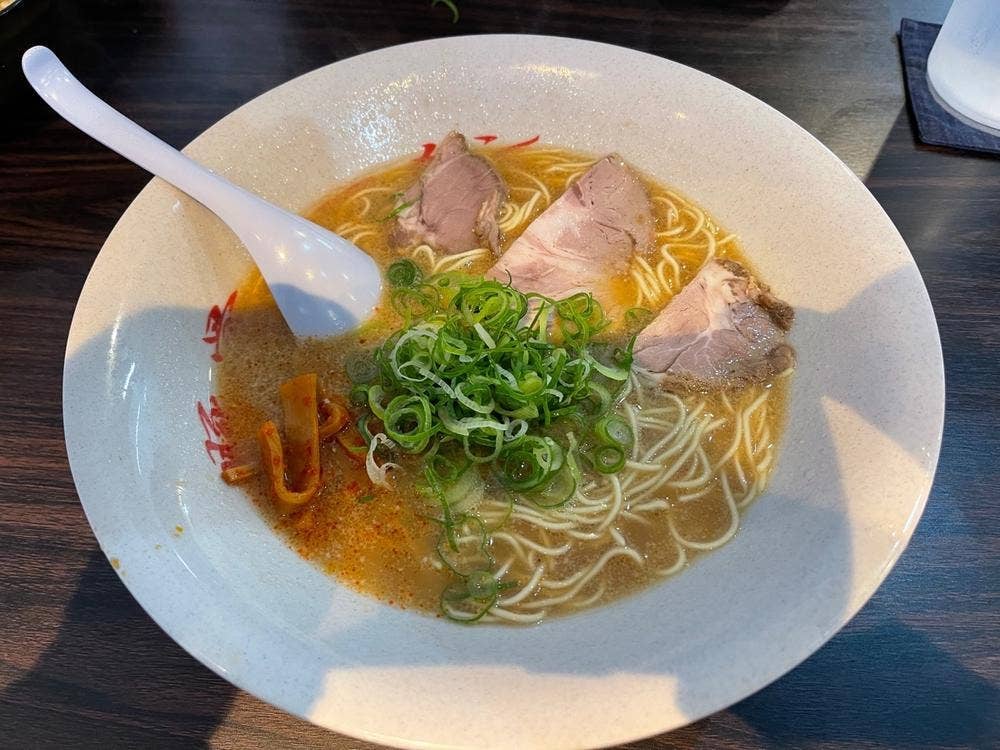 豚骨ラーメン