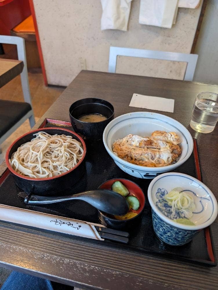 小泉