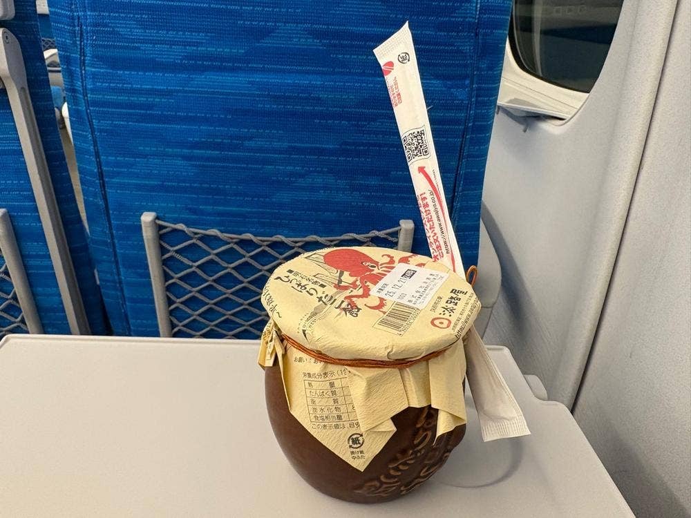 淡路屋 JR新神戸駅コンコース2階売店