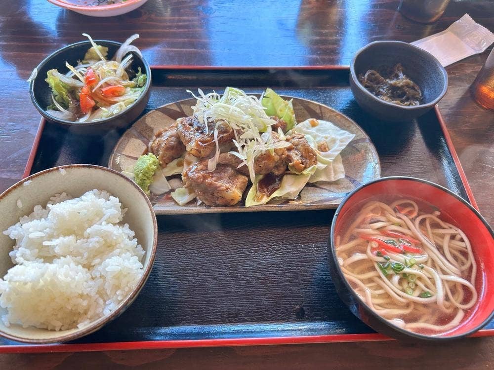 島野菜とアグー豚 山城牛の店 こばこ