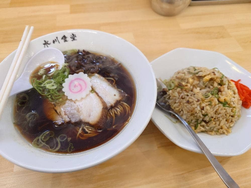 中華そば 炒飯 水川食堂