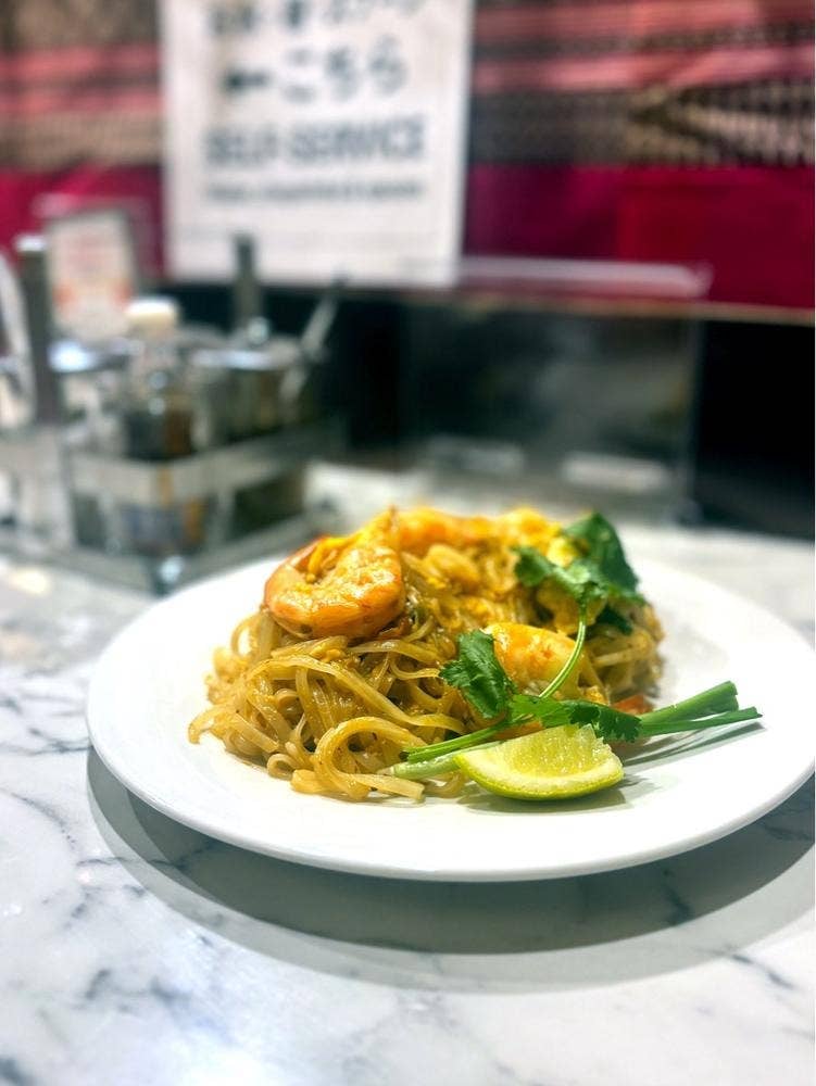 タイ屋台 ロイロイ 神戸三宮食堂 – Thai Restaurant Kobe