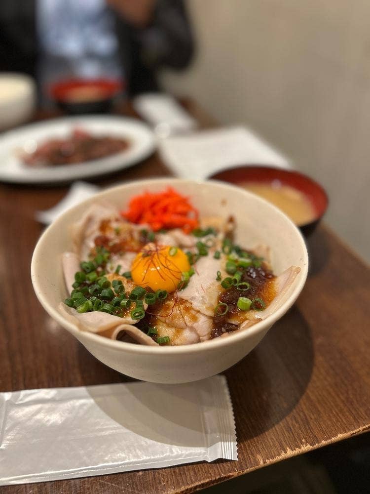 丸ノ内 mescita