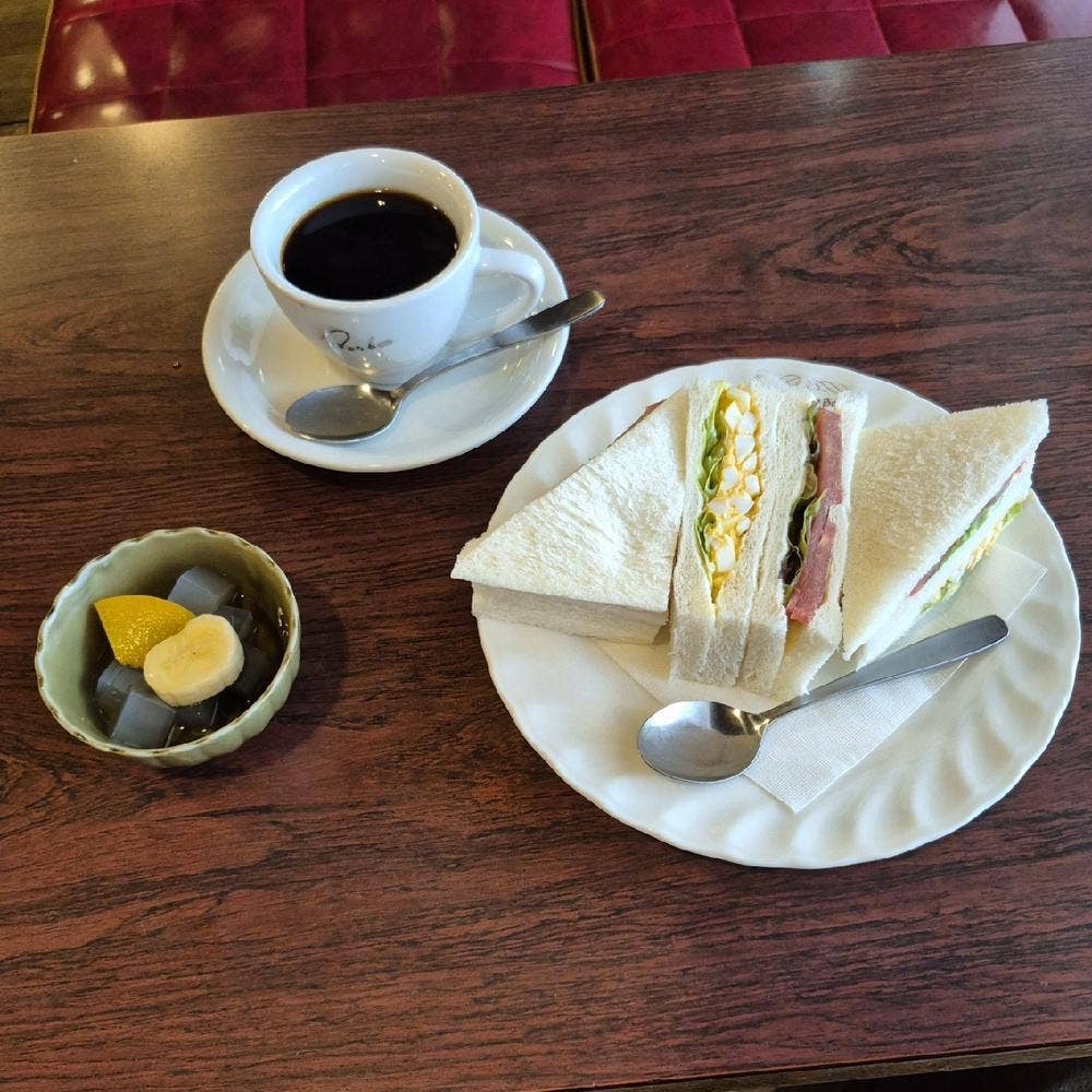 洋菓子・喫茶ボンボン