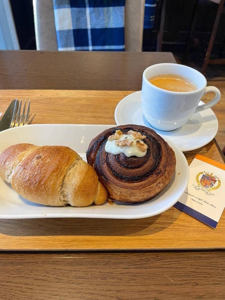 ブーランジェリー&カフェマンマーノ