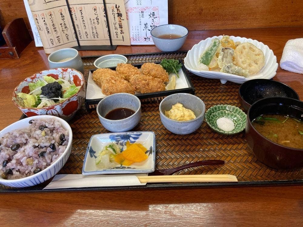 海鮮問屋 一休総本店
