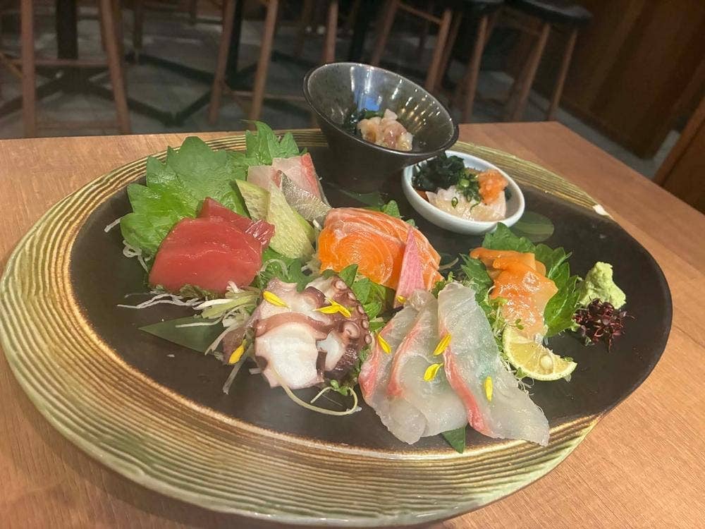 魚貝・鶏料理・日本酒 とよ新