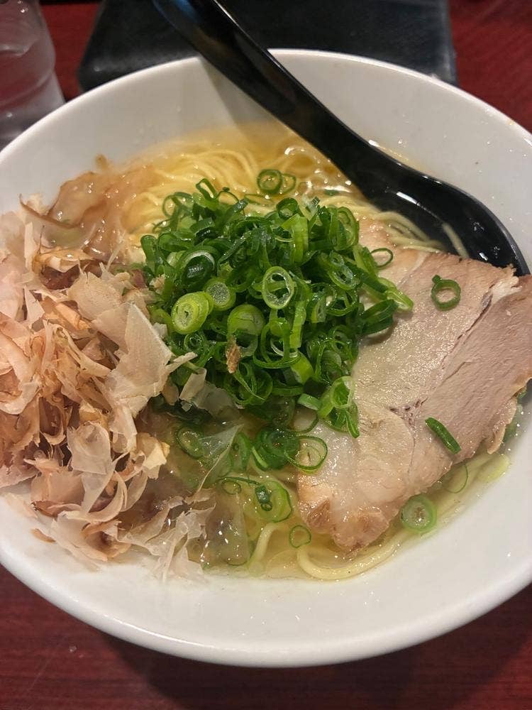 鶏ガラ醤油らーめん じゅうじせい