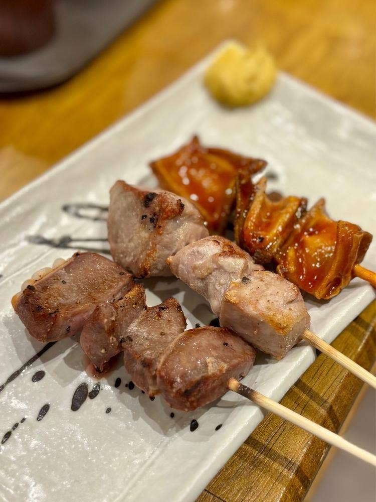 立呑み 焼きとん 大黒 新宿西口プラザ通り店