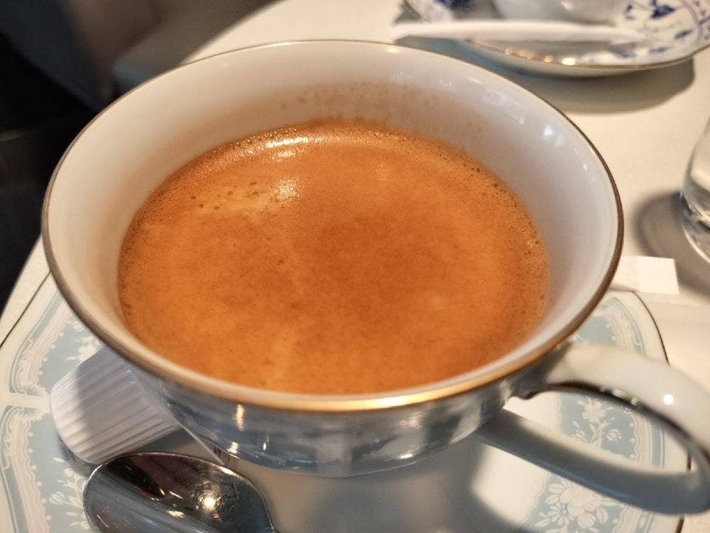 ロビーラウンジ ロッソ 新横浜プリンスホテル