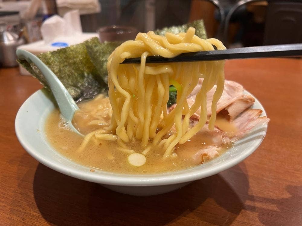 家系ラーメン 一楽家