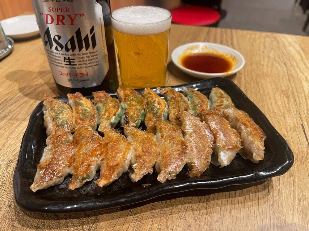 カワカミ餃子店