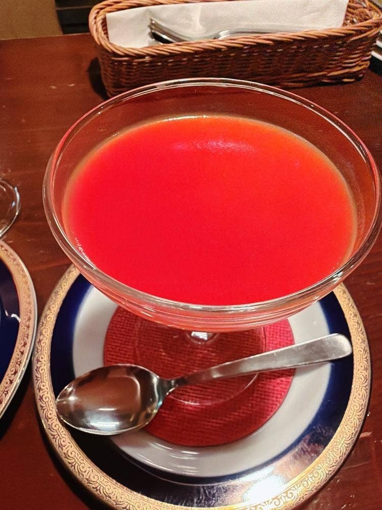 CAVE BAR