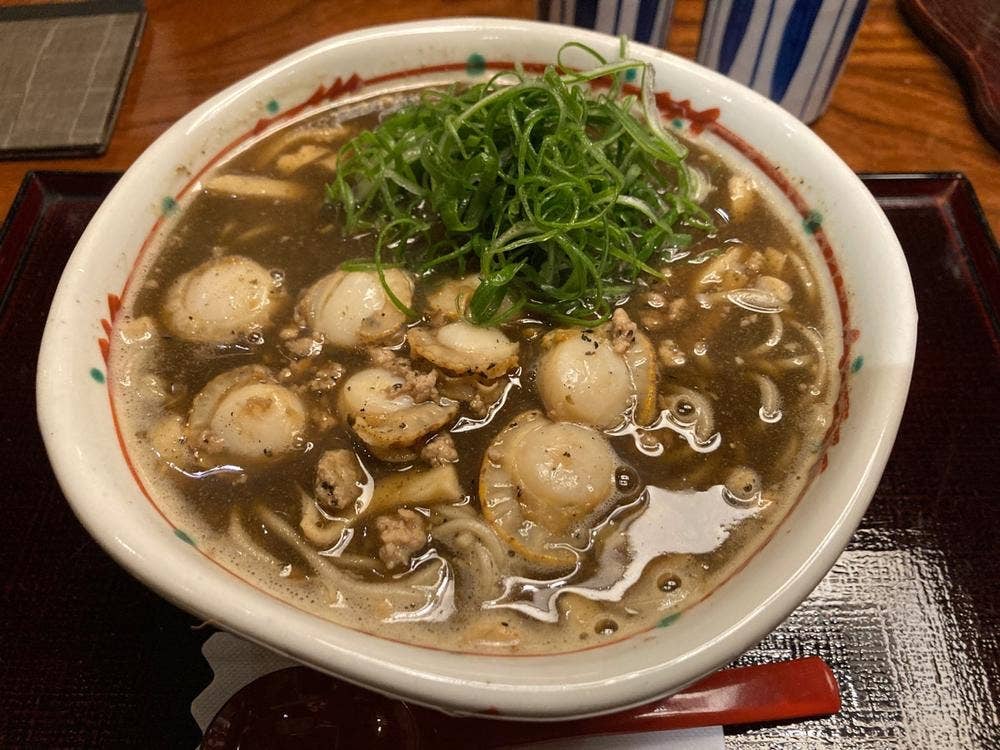 峰本 八幡宮前本店