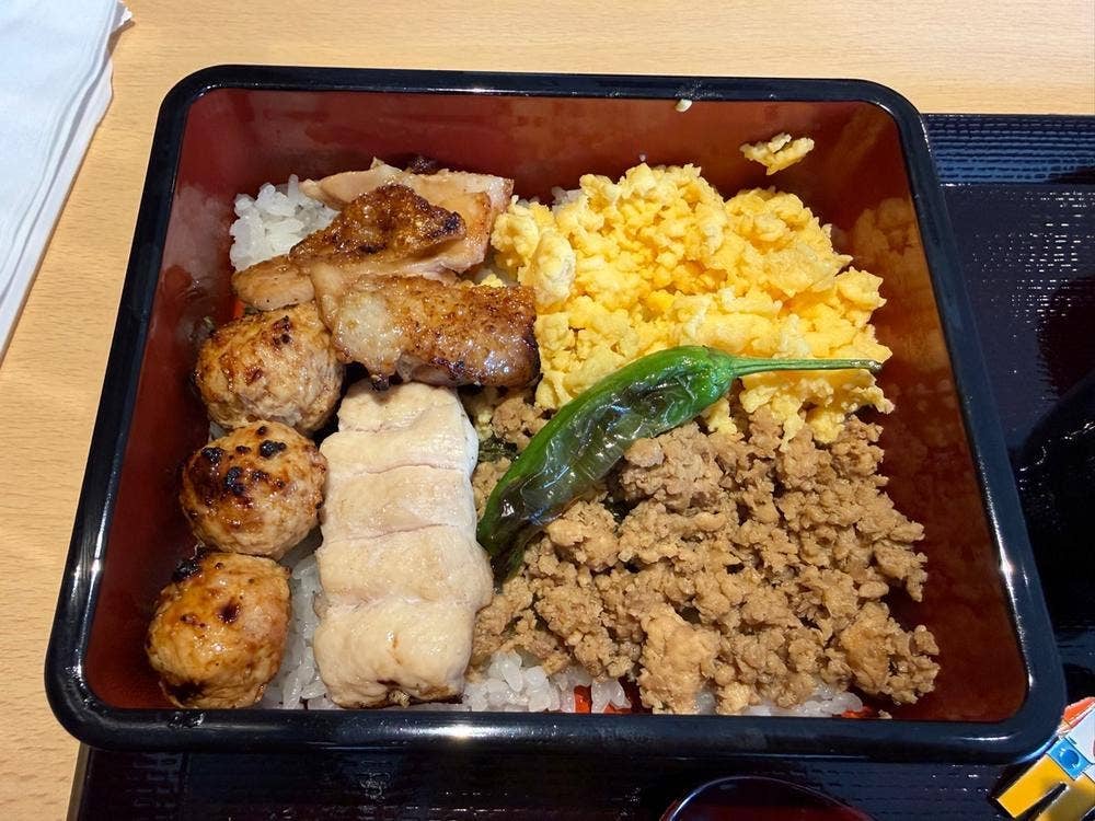 炭火焼き鳥と鶏出汁 とり大