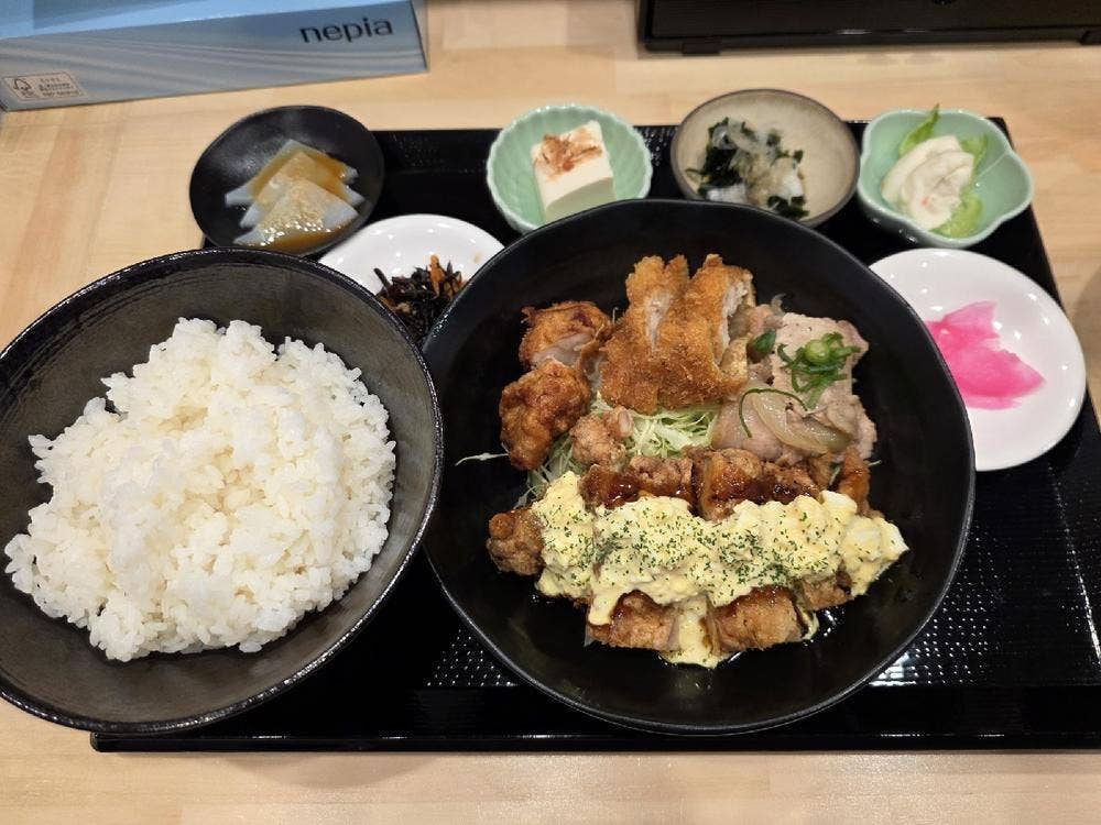丼・定食 ゆうづつ