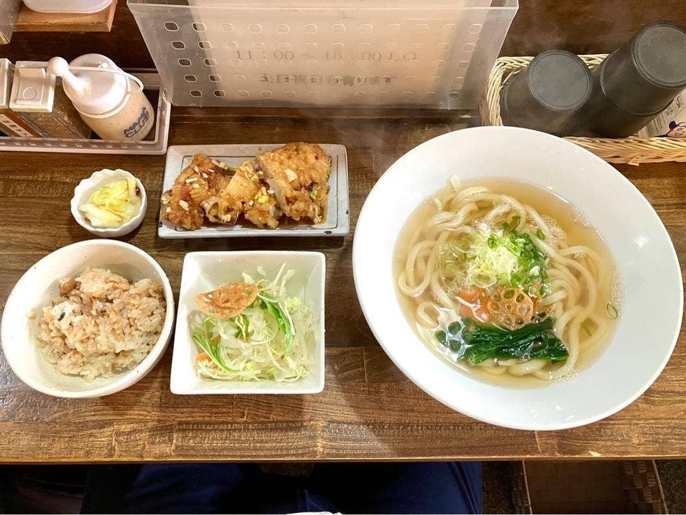 うどん専門店 馳走