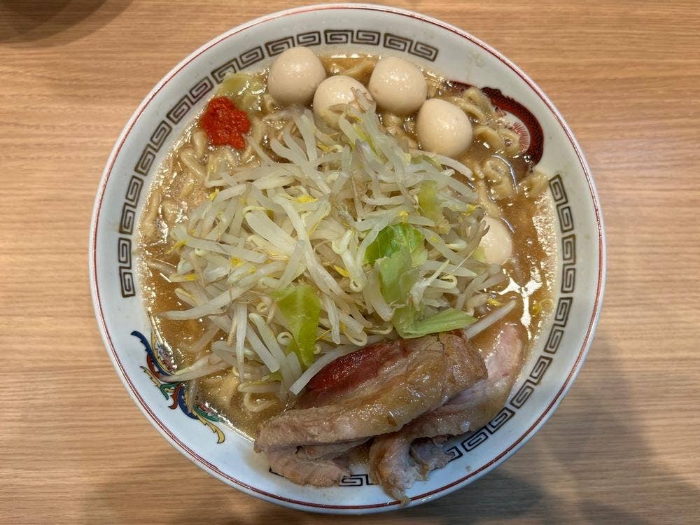 ラーメン豚山 サクラステージ店