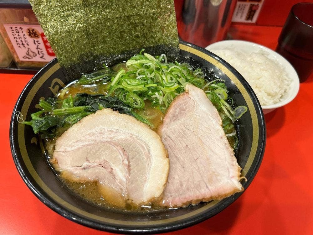 横濱家系ラーメン 六代目野中家