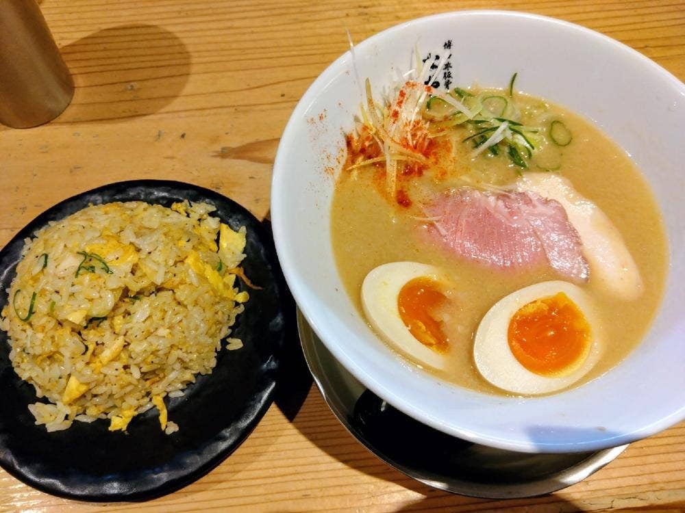 博多非豚骨 なお人 博多デイトス店