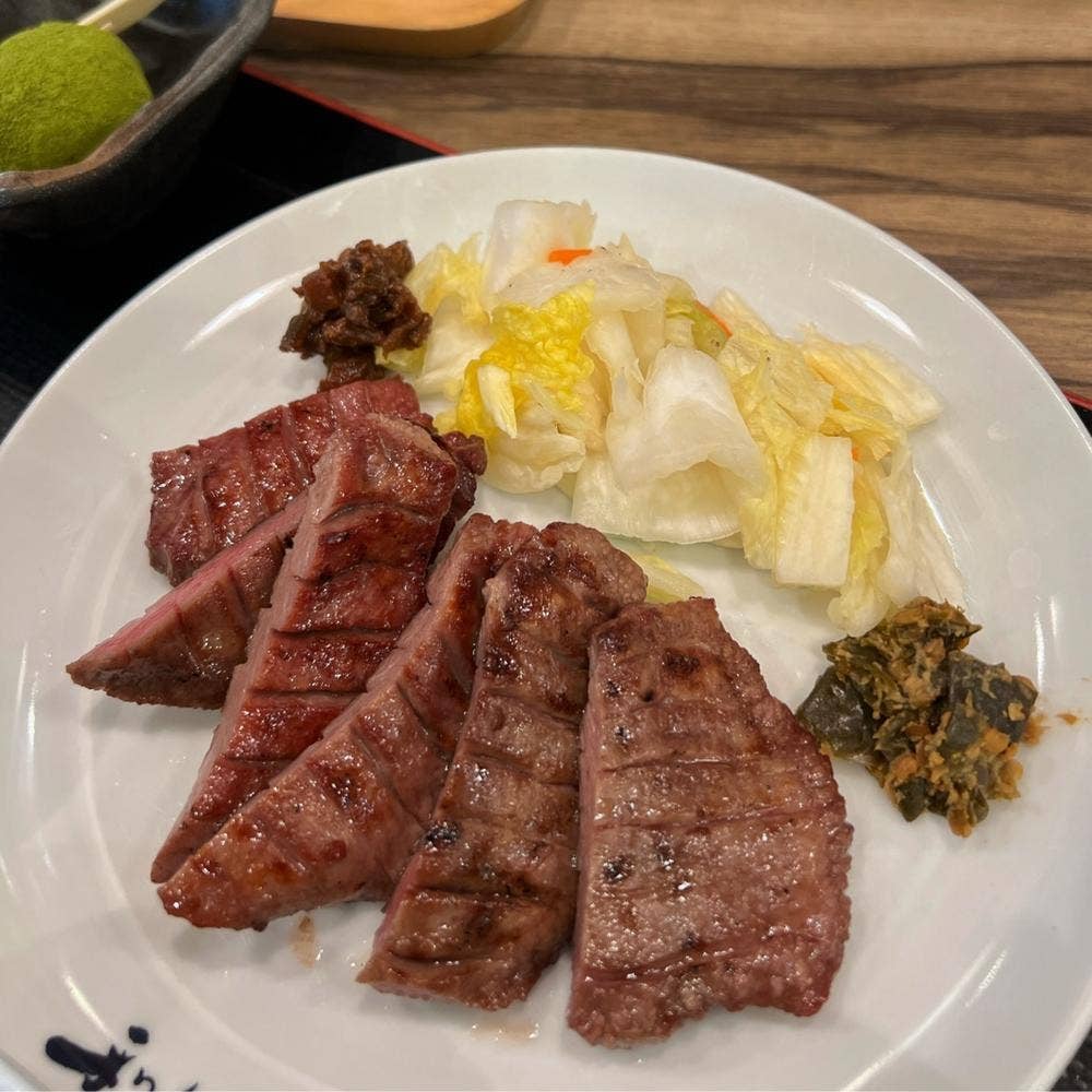 牛たん炭焼 利久 赤れんがテラス店