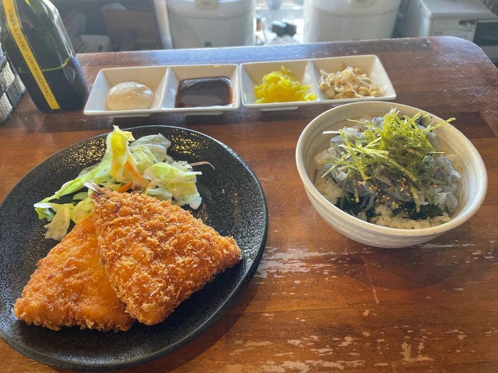 鎌倉食堂