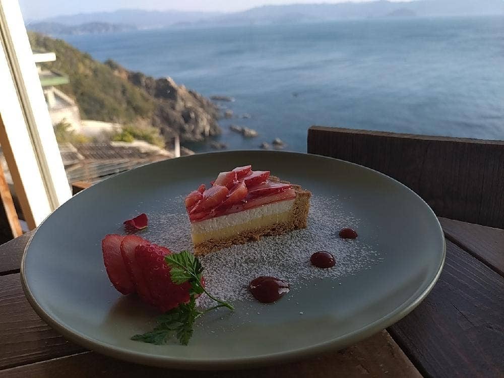 絶景カフェ MAKENA