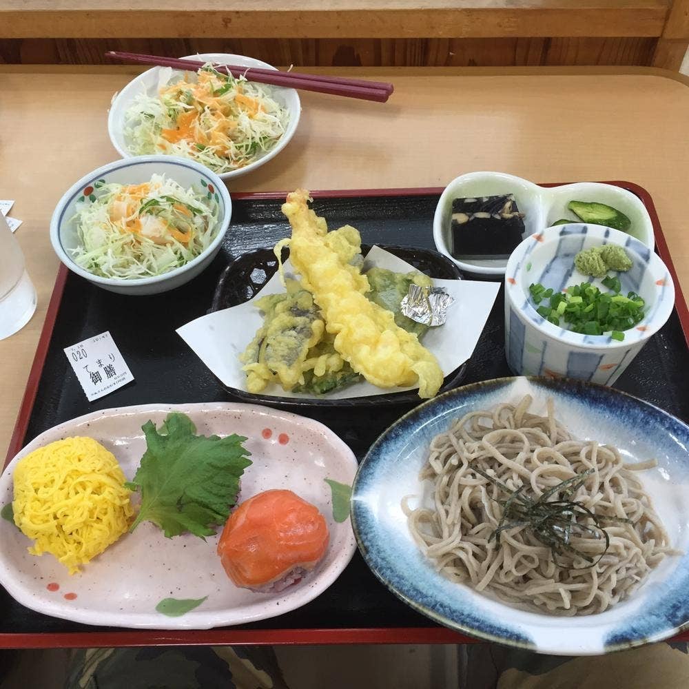 かあさんのおむすびの店