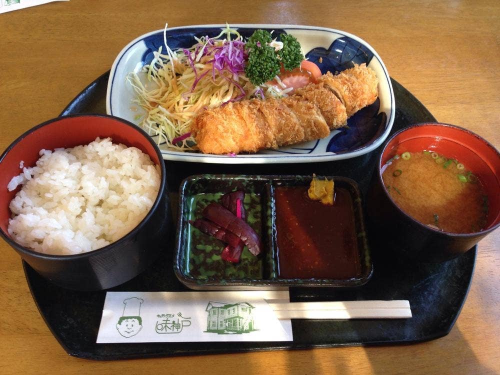 キッチングルメ味神戸 飾東店