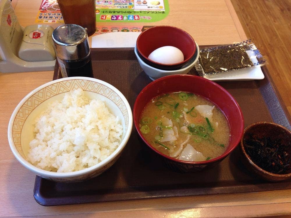 すき家 新宿六丁目店