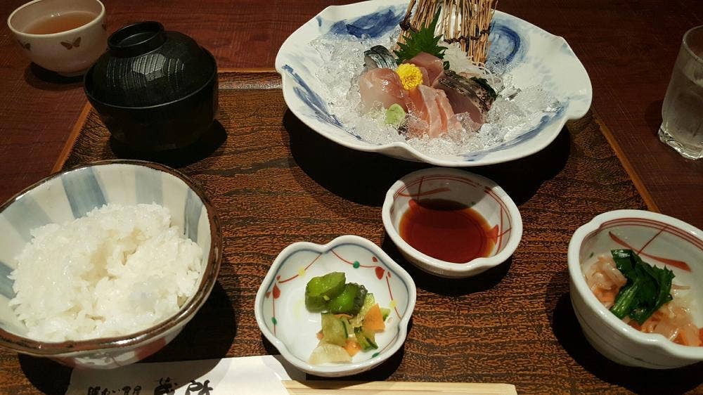 賑わい食房 蔵所