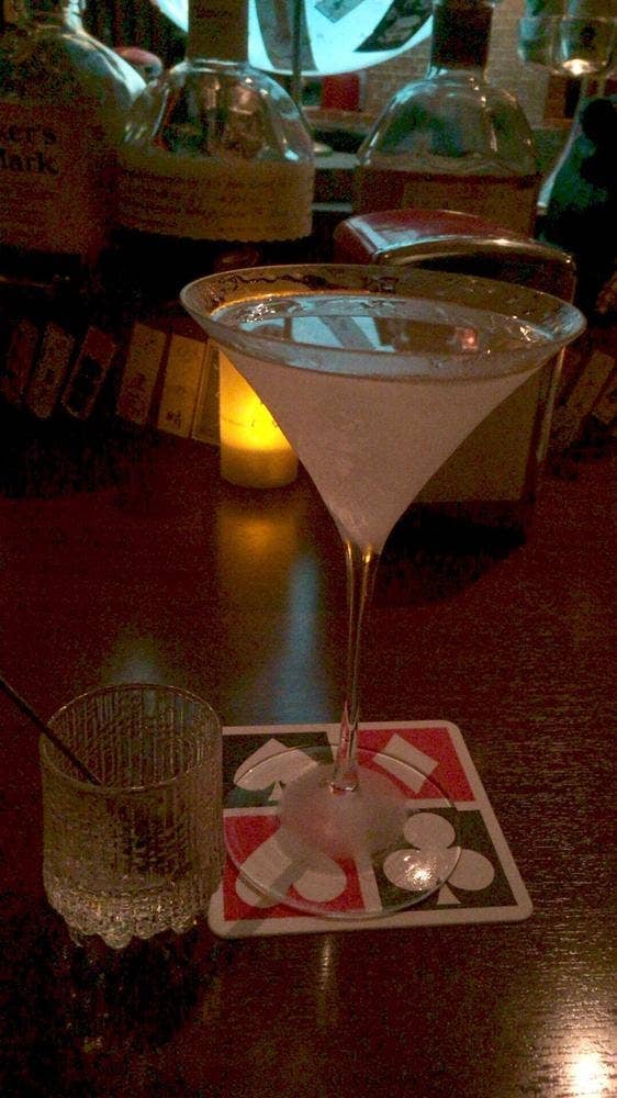 酒房ナイン