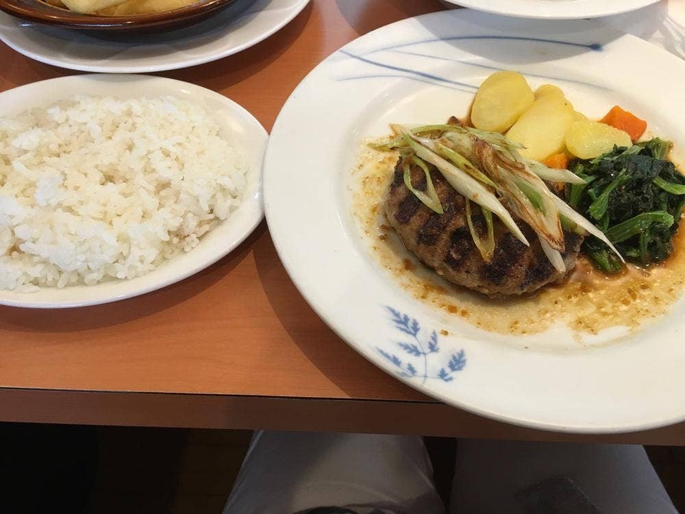 デニーズ中田町店