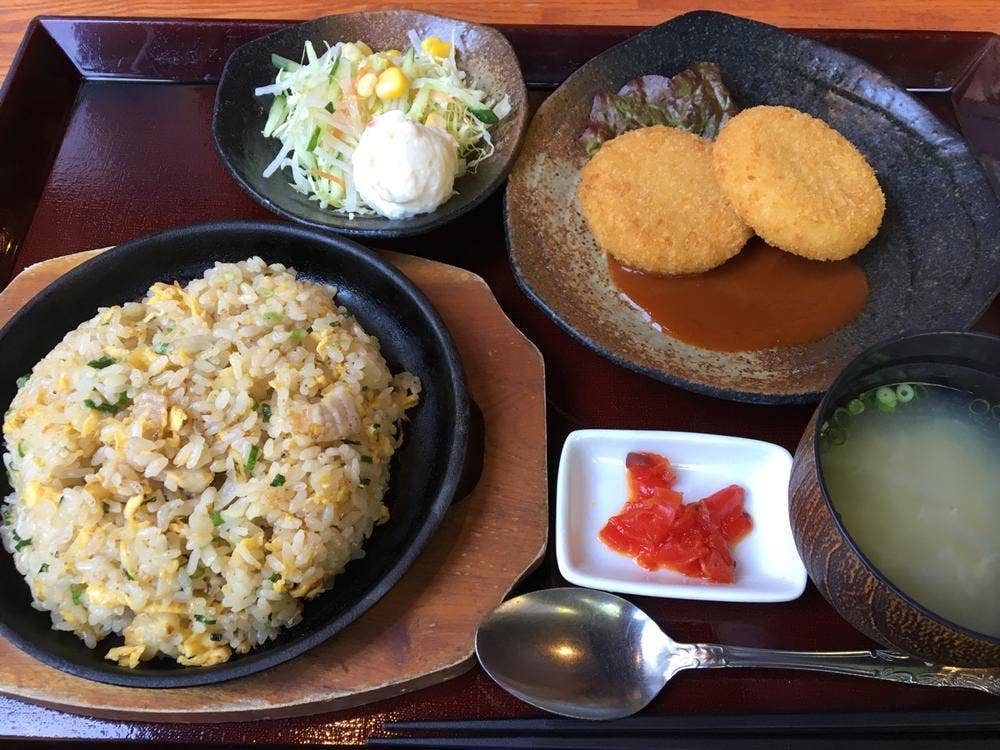 ぎやまん亭