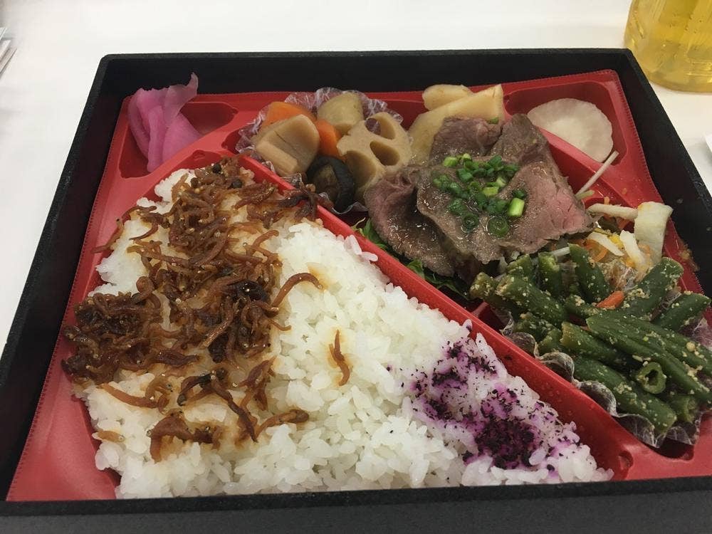 肉匠 萬 竹亭