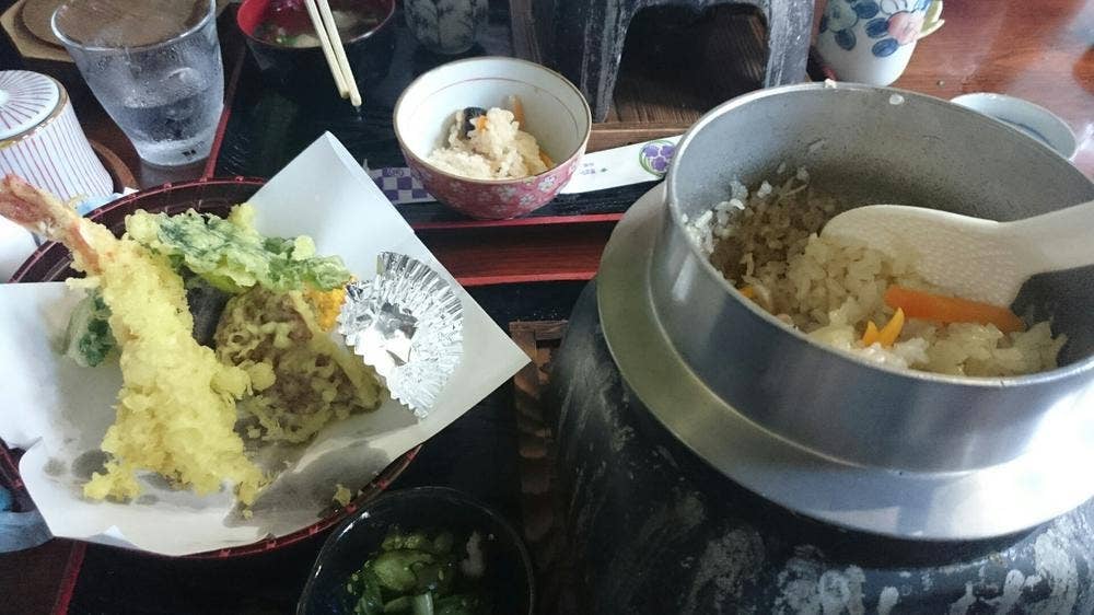 蔵屋敷民芸茶館