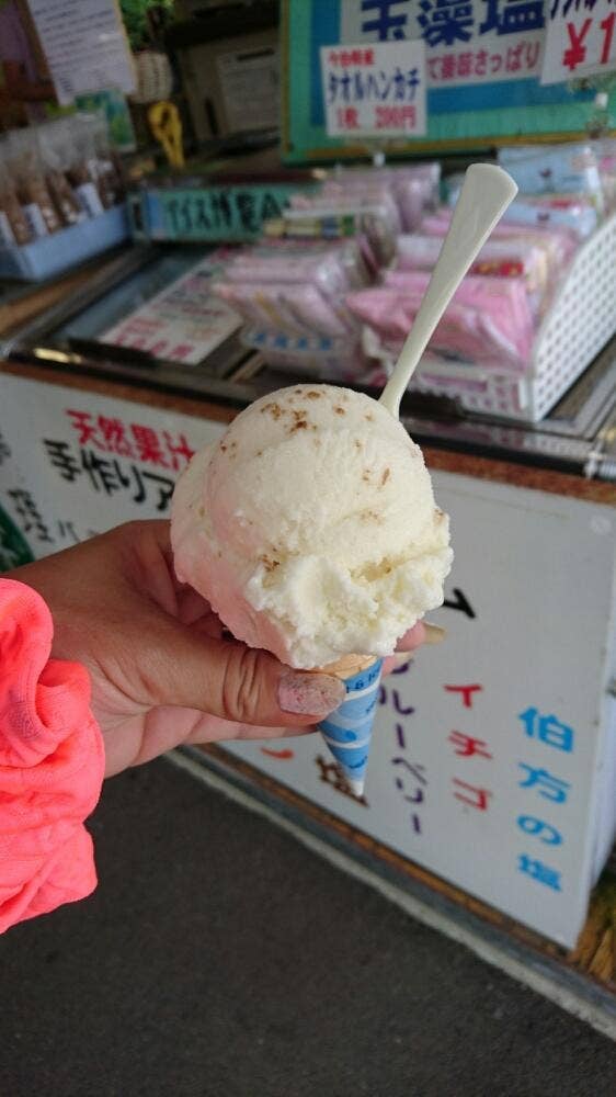 亀老山売店