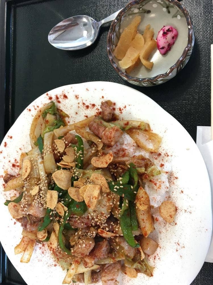 肉八
