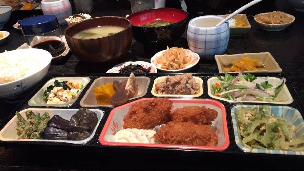 おばんざい弁当よしかわ