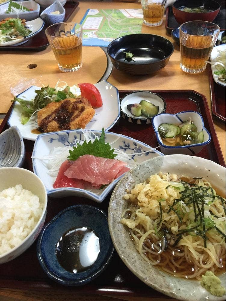 そば処 お食事処てんつる