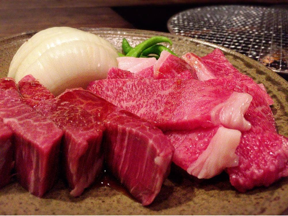 赤いうちわ