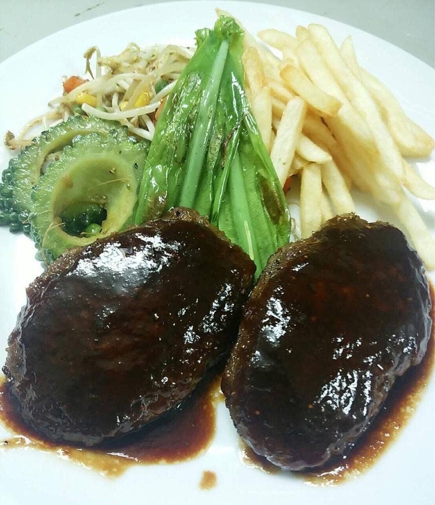 三線ライブcafe&dining ゆにば